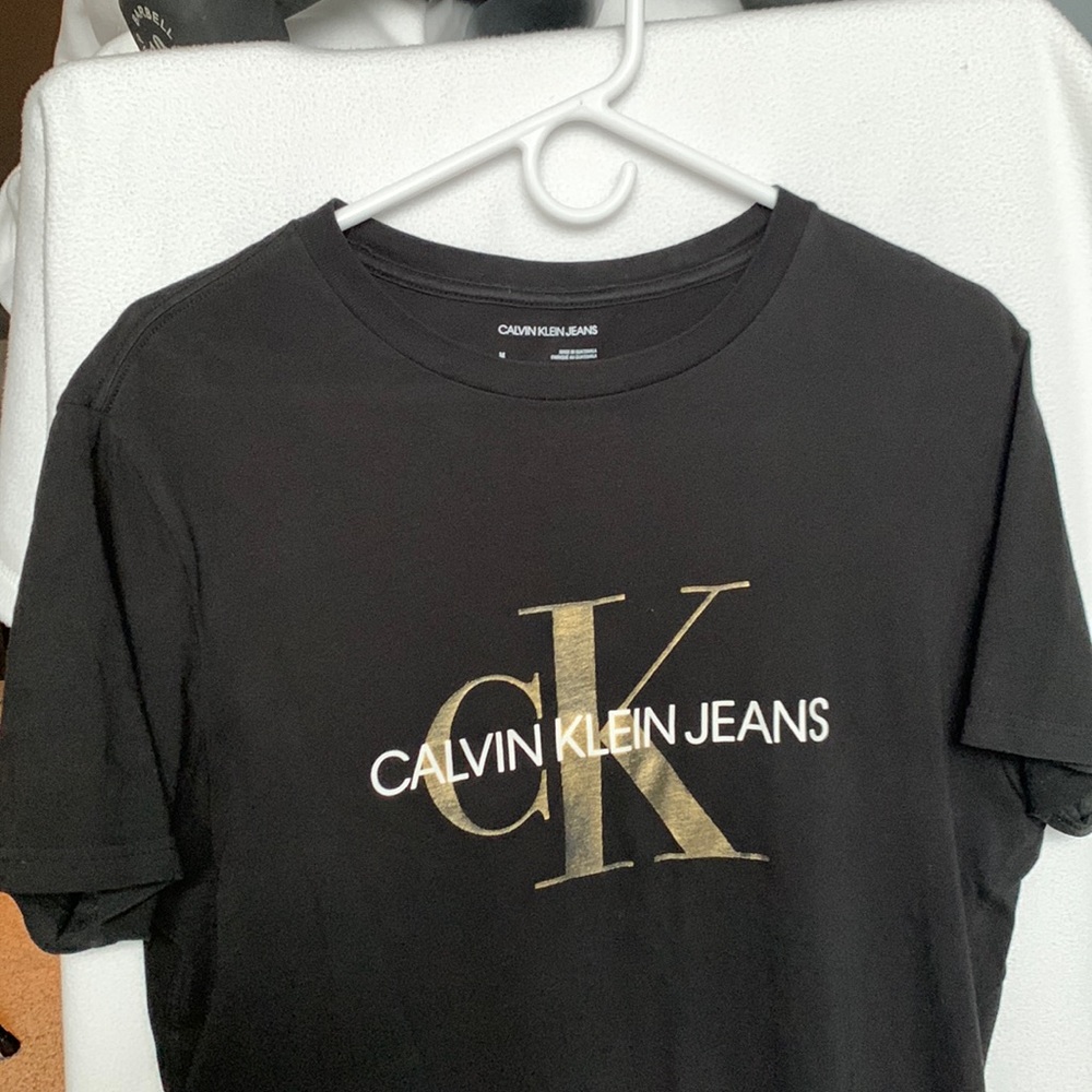 Calvin Klein T-Shirt | Gold